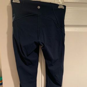 Lululemon Mid-Rise Crop Leggings